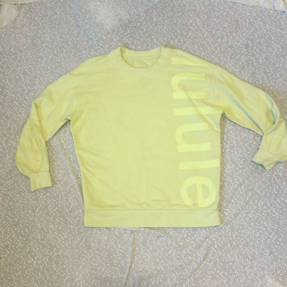 LULULEMON Overiszed Logo Sweatshirt Yellow MEDIUM LARGE